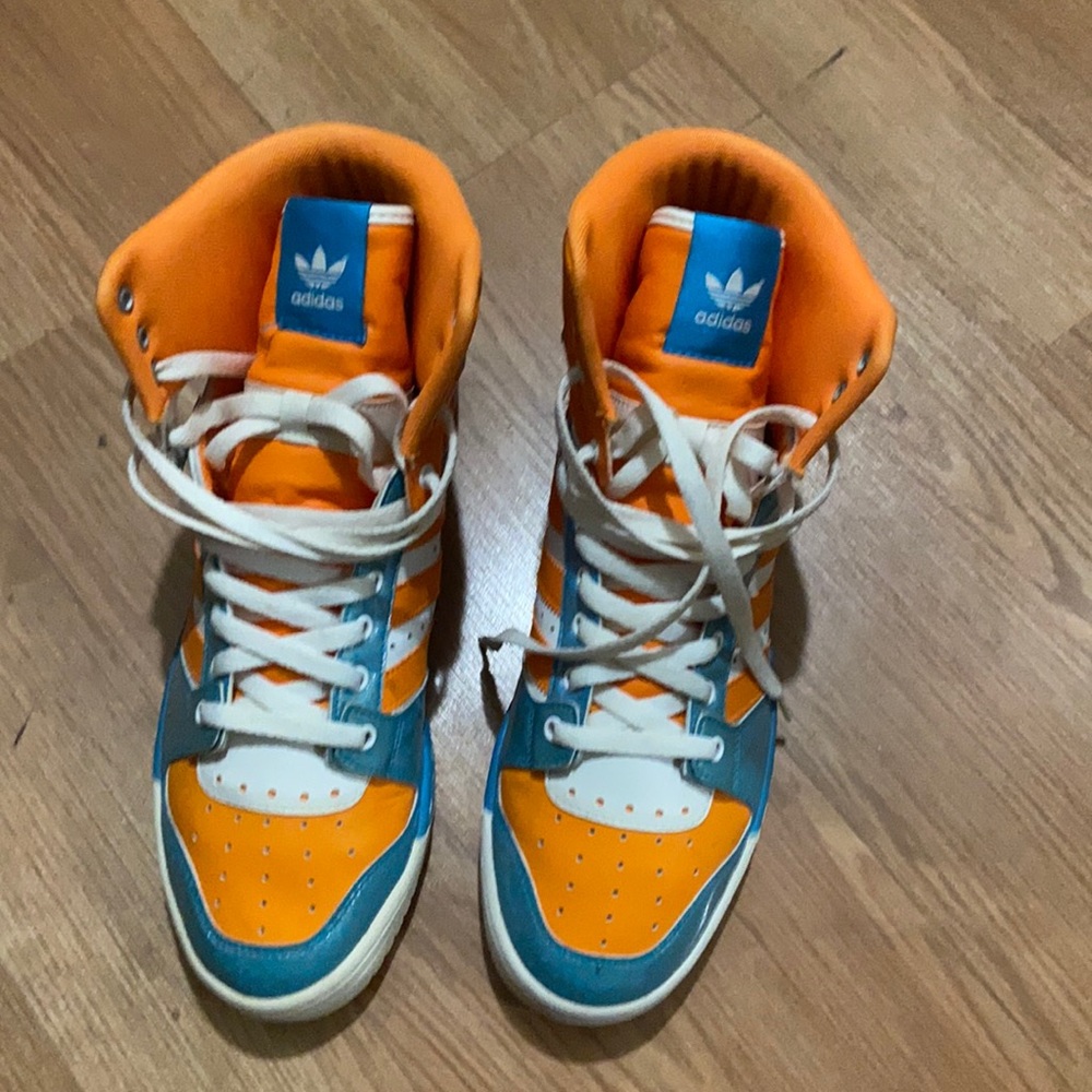 Adidas high top size 11.5